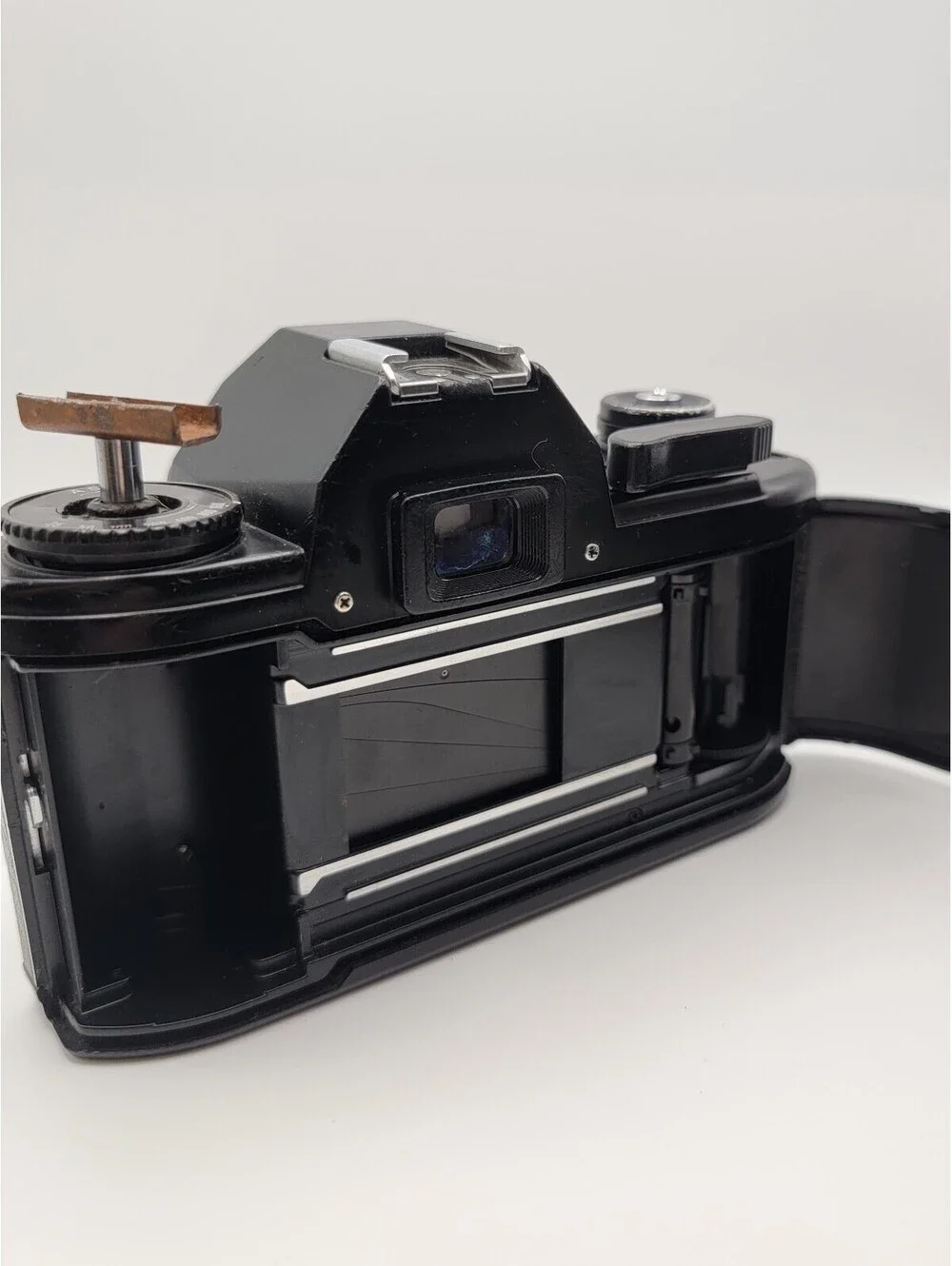 Nikon EM 35mm Film Camera Body & Series E 50mm f1.8 Lens UNTESTED